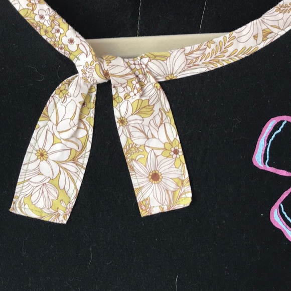 Random Nicole long sleeved black top - Picture 4 of 4